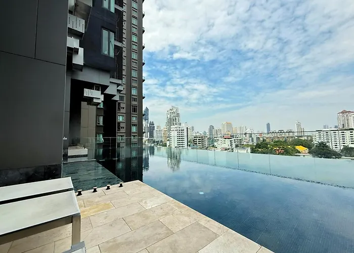 アパート 200m To Bts L High Floor L Rooftop Pool L Sontana